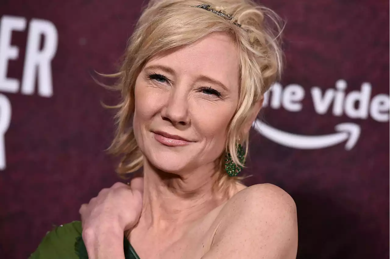 Anne Heche 'Not Expected to Survive' After Fiery Crash Into Home, Family Says