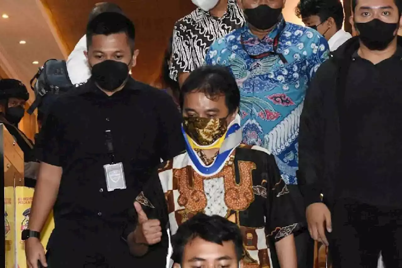 Polisi Tolak Permohonan Penangguhan Penahanan Mantan Menpora Roy Suryo