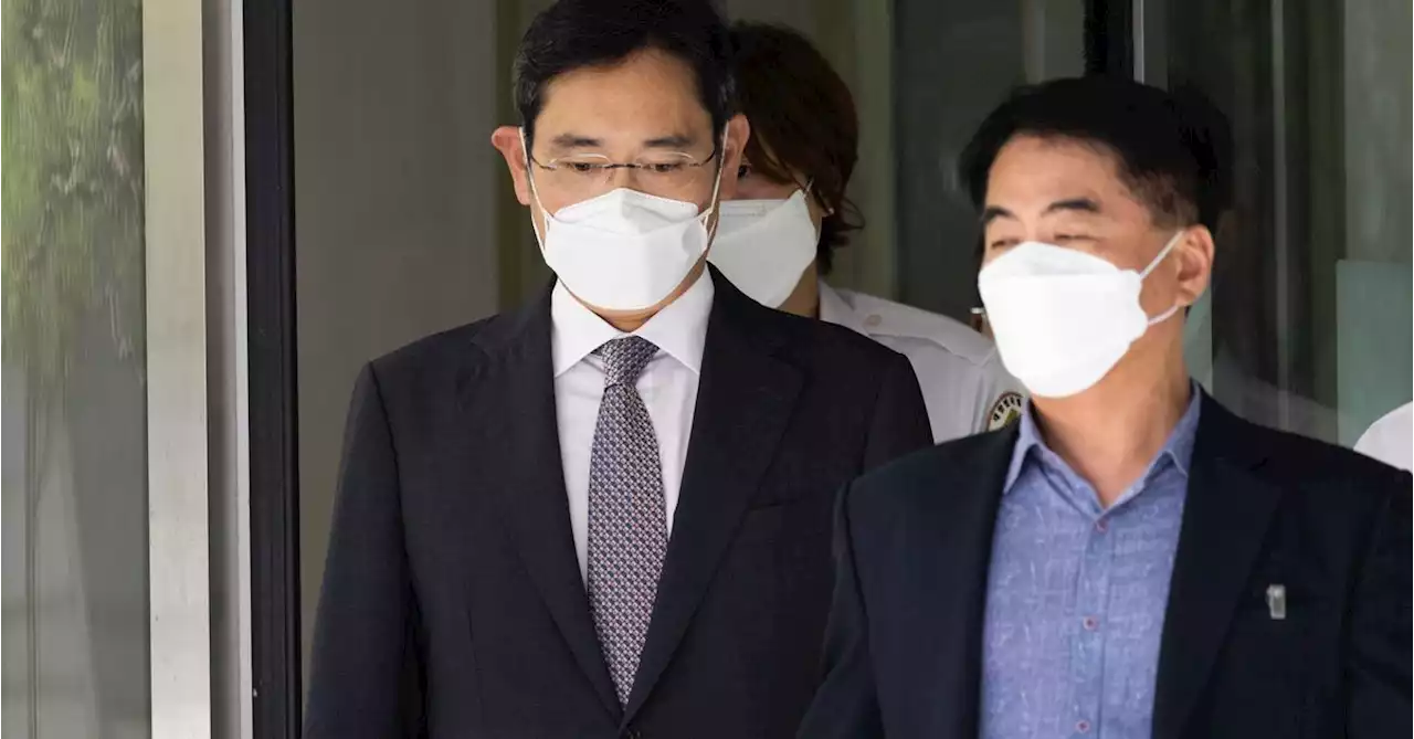 Samsung heir pardoned for crimes, just like his father