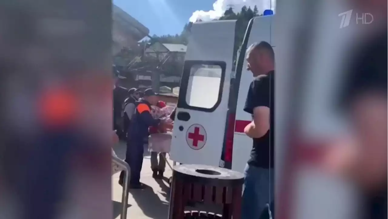 Туристка родила ребенка на склоне Эльбруса. Новости. Первый канал