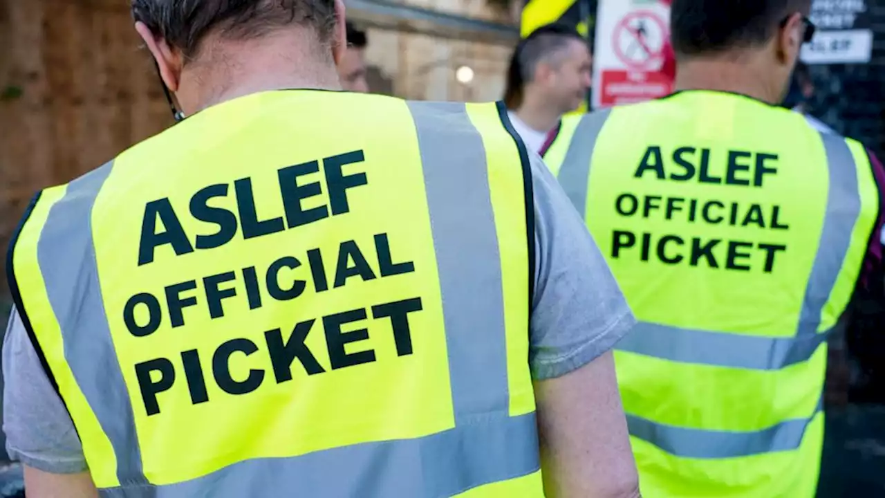 Driver walkout halts trains as UK summer strike wave spreads