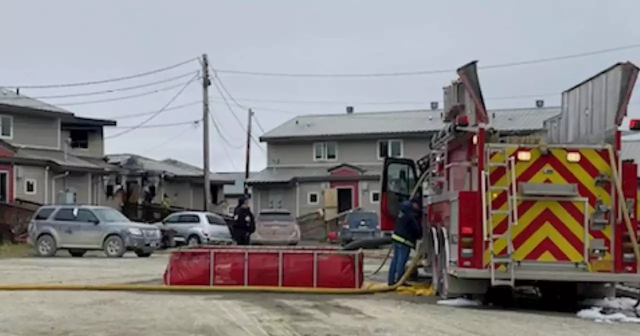 3 people die in fire at Bethel apartment complex