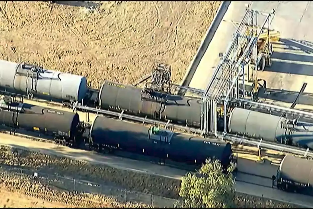 Boiling chemical on rail car forces evacuation in California