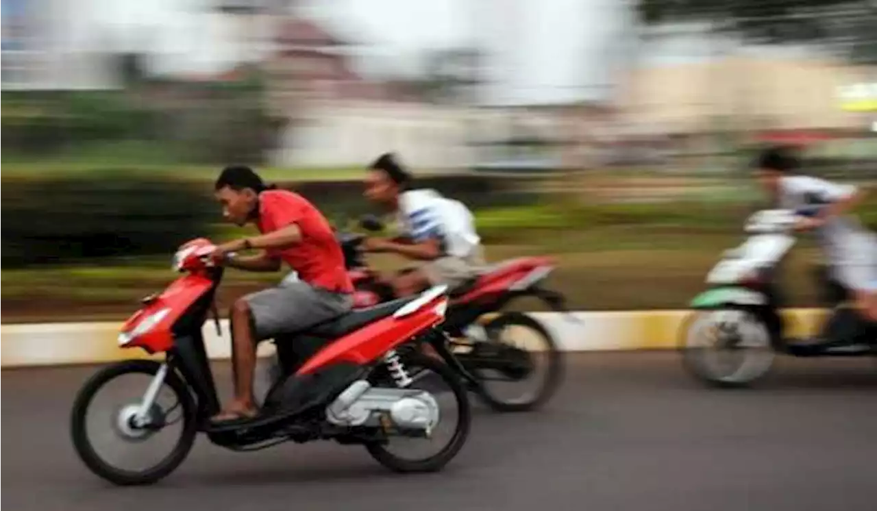 Polisi Bubarkan Aksi Balapan Liar di Kawasan Senayan