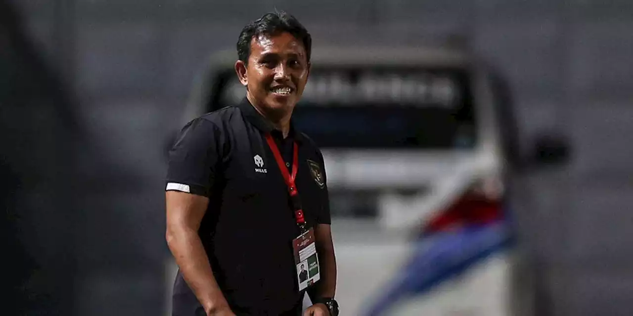 Bima Sakti Persembahkan Trofi Piala AFF U-16 2022 untuk Masyarakat Indonesia dan Keluarga - Bola.net