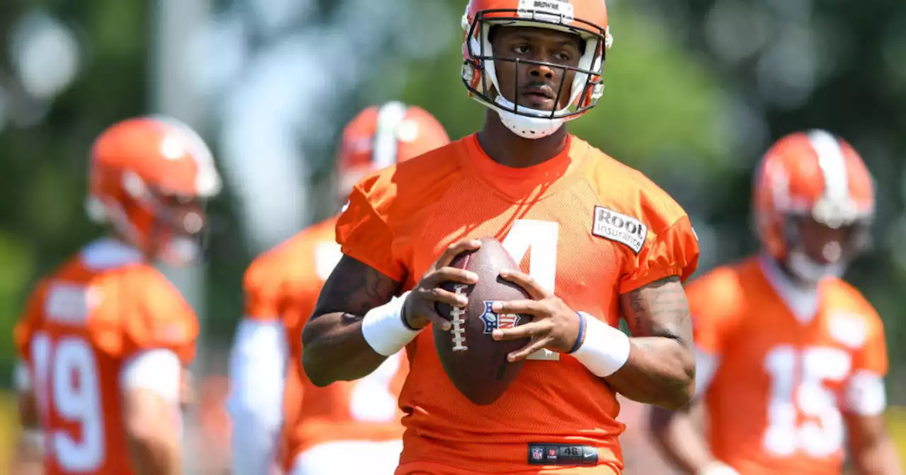 Deshaun Watson appears in first NFL game in 19 months, issues apology 'to all the women I have impacted'