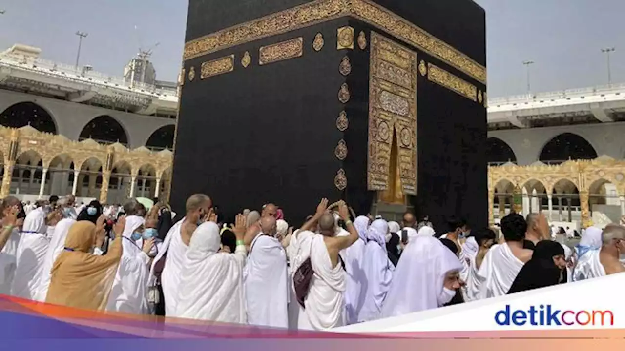 Arab Saudi Izinkan Pemegang Semua Jenis Visa Bisa Umroh, RI Masuk Daftar