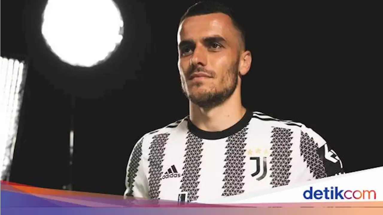 Filip Kostic Siap Jadi 'Pelayan' Juventus