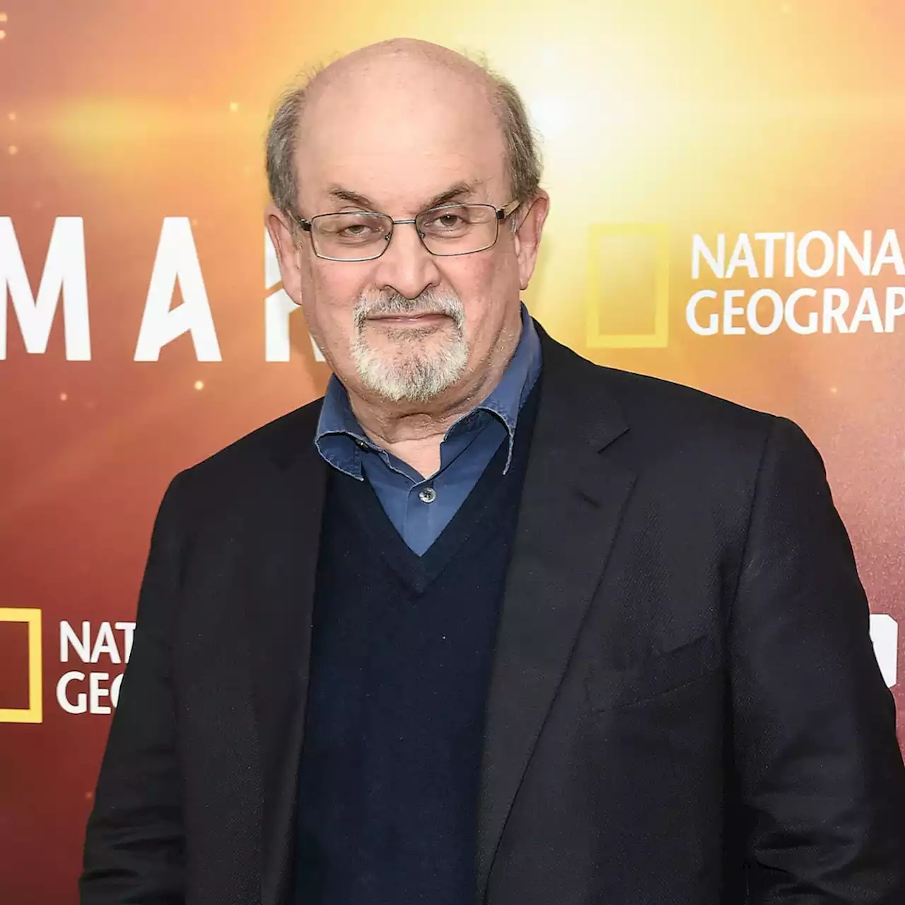 Author Salman Rushdie on Ventilator and Will Likely Lose an Eye After Onstage Stabbing - E! Online