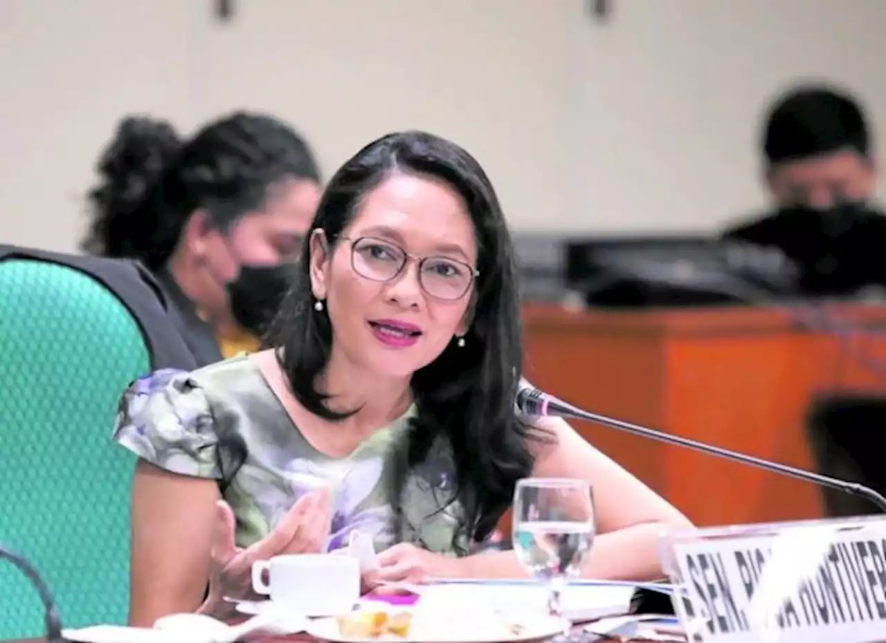 Risa Hontiveros: Call back ex-DBM exec, this time over ‘pricey’ laptops