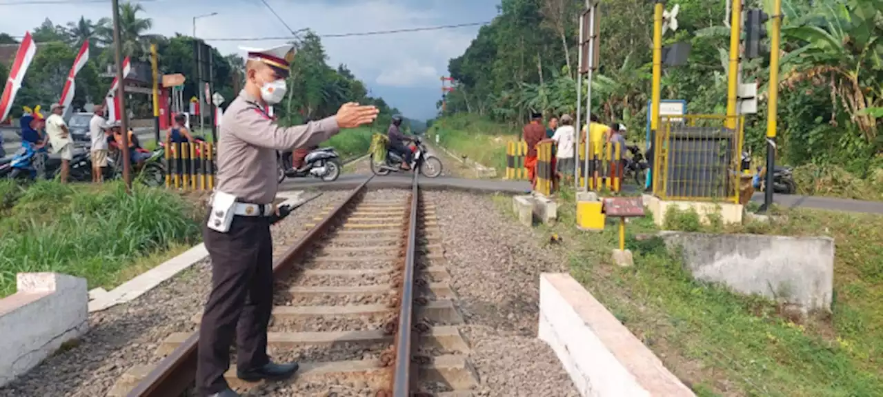 Tiga Hari, Lima Nyawa Warga Jember Melayang di Perlintasan Kereta