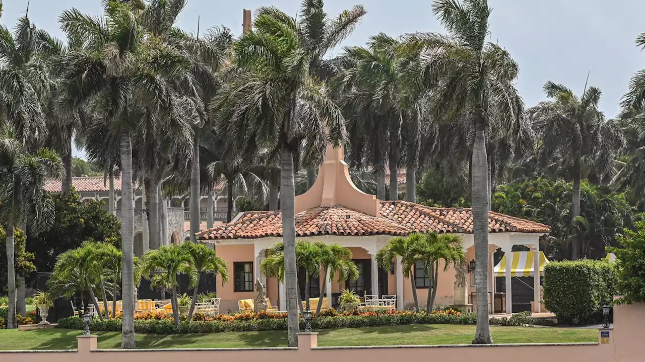 FBI collected multiple sets of classified documents from Trump's Mar-a-Lago home