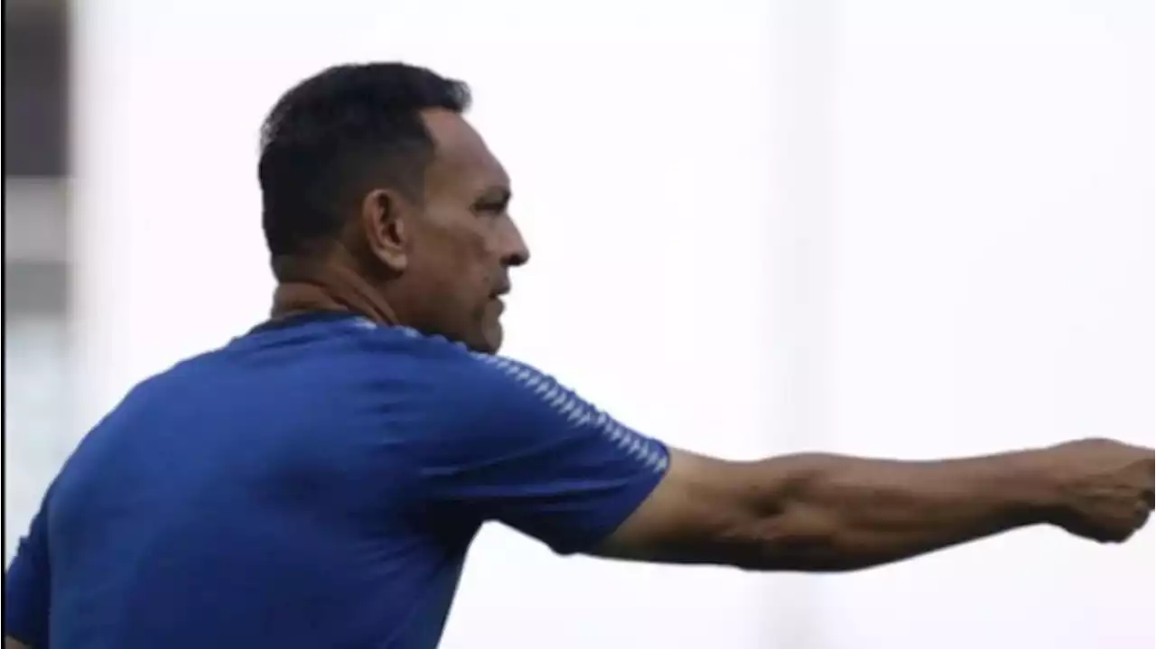 Kepergian Robert di Skuad Persib Bandung, Sergio Enggan Berkomentar