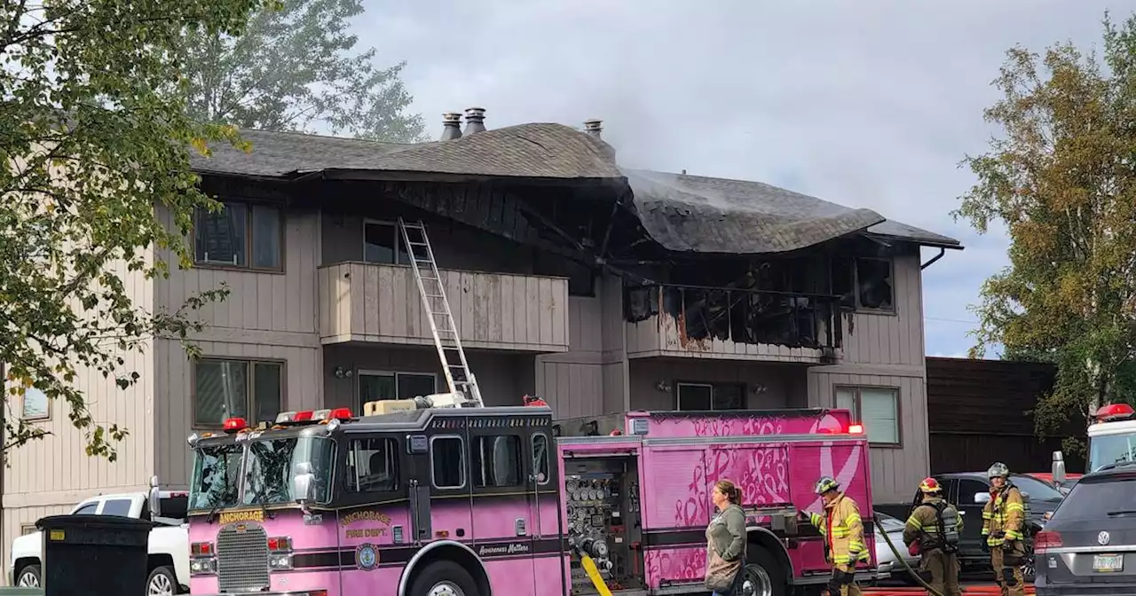 Crews contain fire at Eagle River fourplex; no injuries reported