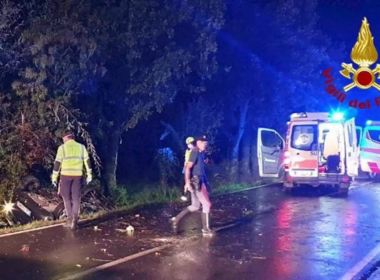 Incidente Godega di Sant’Urbano (Treviso): quattro ragazzi morti nello schianto in auto