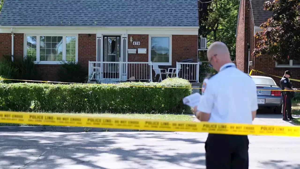 Police Fatally Shoot Man After Woman Stabbed At Scarborough Home; SIU ...