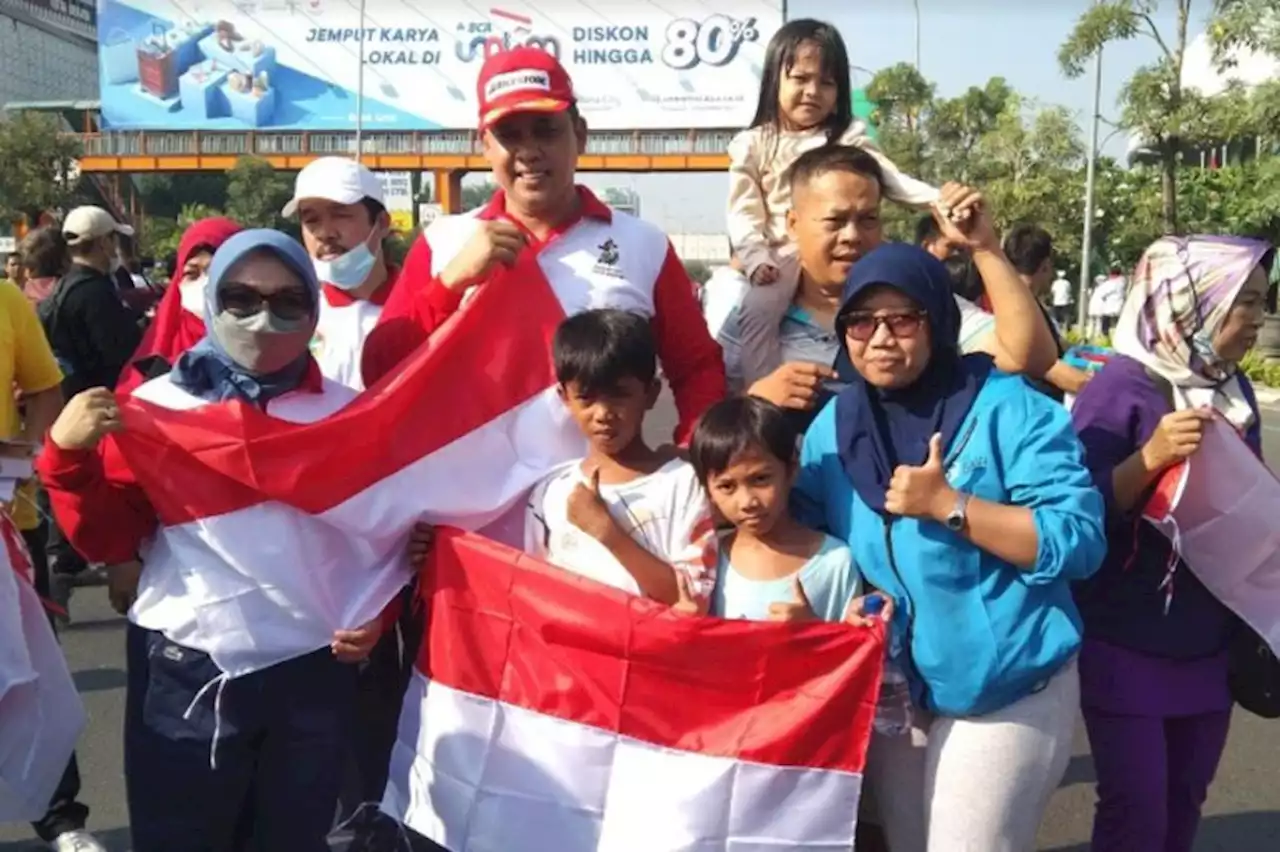 HUT ke-77 RI, Bekasi Ikut Bagikan 10 Juta Bendera Merah Putih Saat CFD