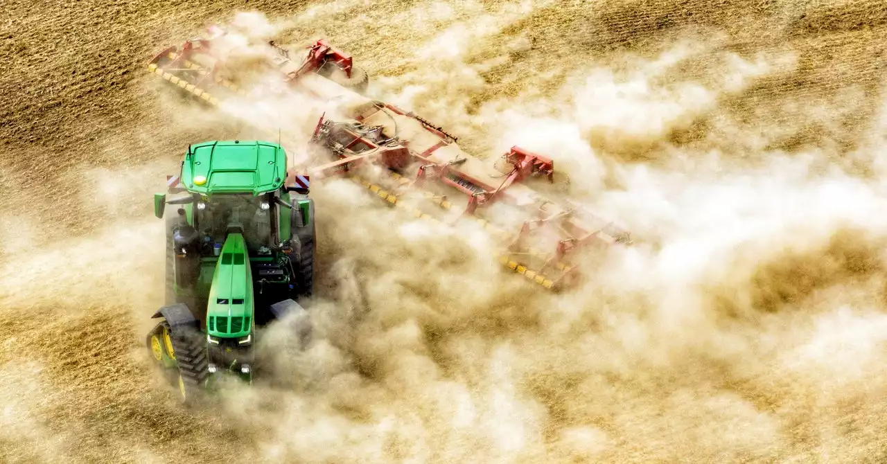 A New Jailbreak for John Deere Tractors Rides the Right-to-Repair Wave