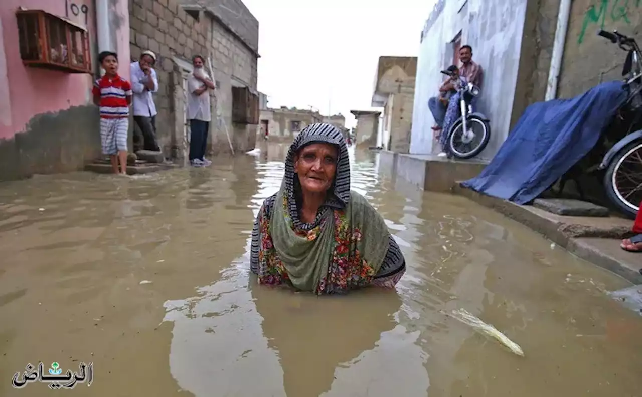 جريدة الرياض | حصيلة ضحايا الأمطار بباكستان ترتفع إلى 618 شخصا