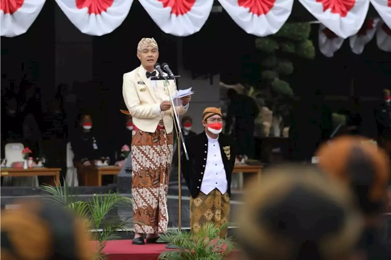 Ganjar peringatkan pejabat Pemprov Jateng tidak khianati rakyat