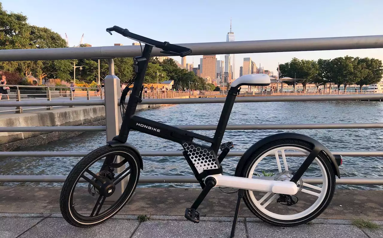 This Go-Anywhere Eye-Catching E-Bike Is A Honey