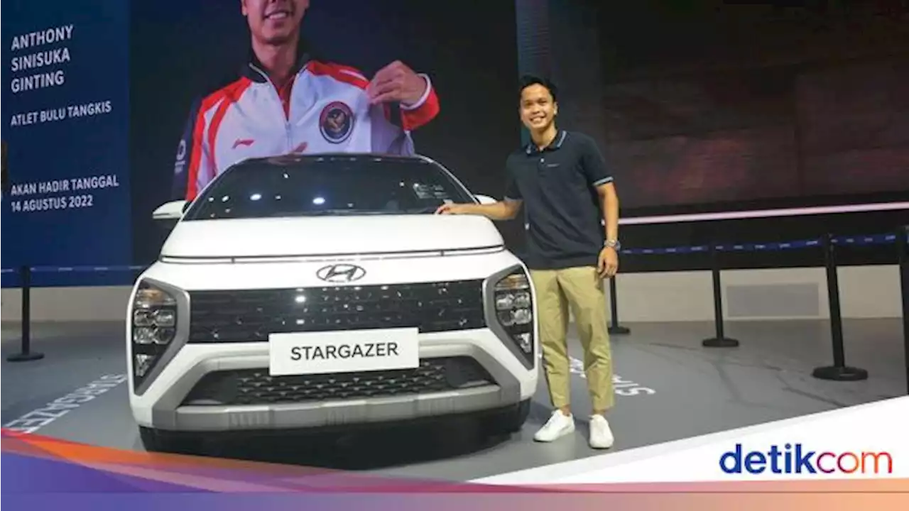 Anthony Ginting Mampir ke Booth Hyundai di GIIAS, Mau Beli Mobil Apa Nih?