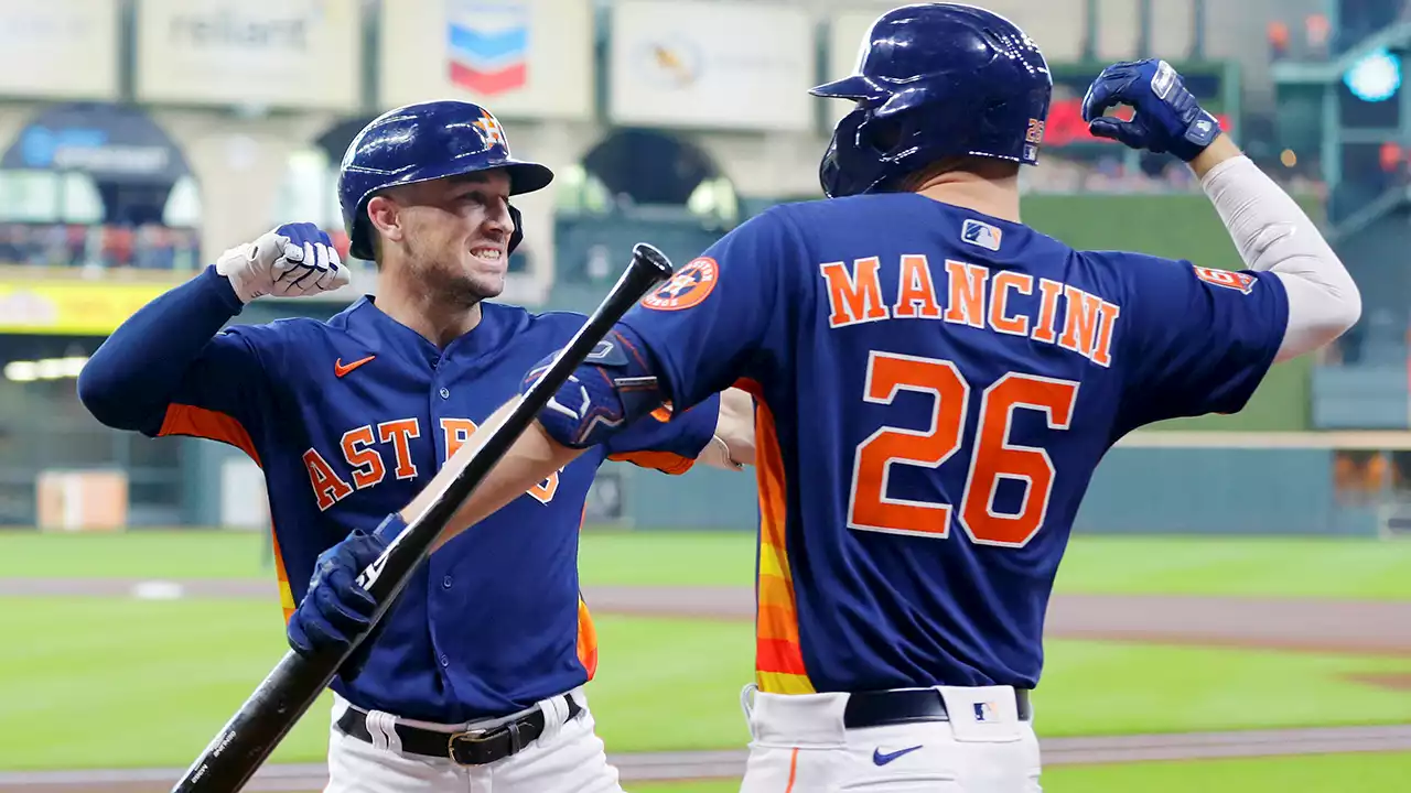 Astros' Alex Bregman delivers home run with Uvalde community watching