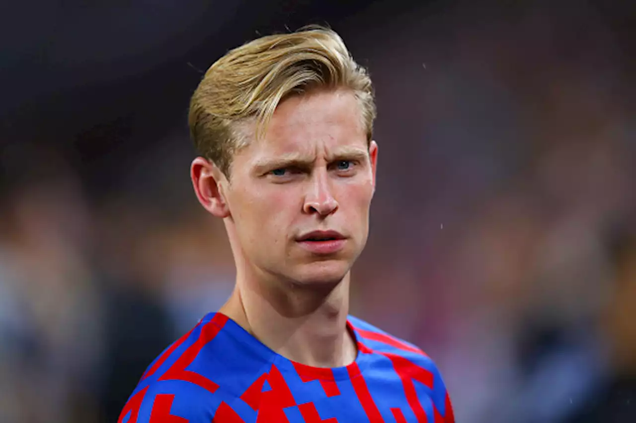 Dutch legend slams FC Barcelona 'mafia' over Frenkie de Jong treatment