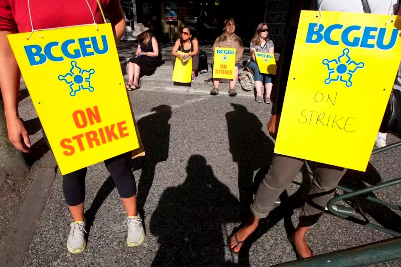 BCGEU announces targeted job action, picket lines, as strike notice expires in B.C.