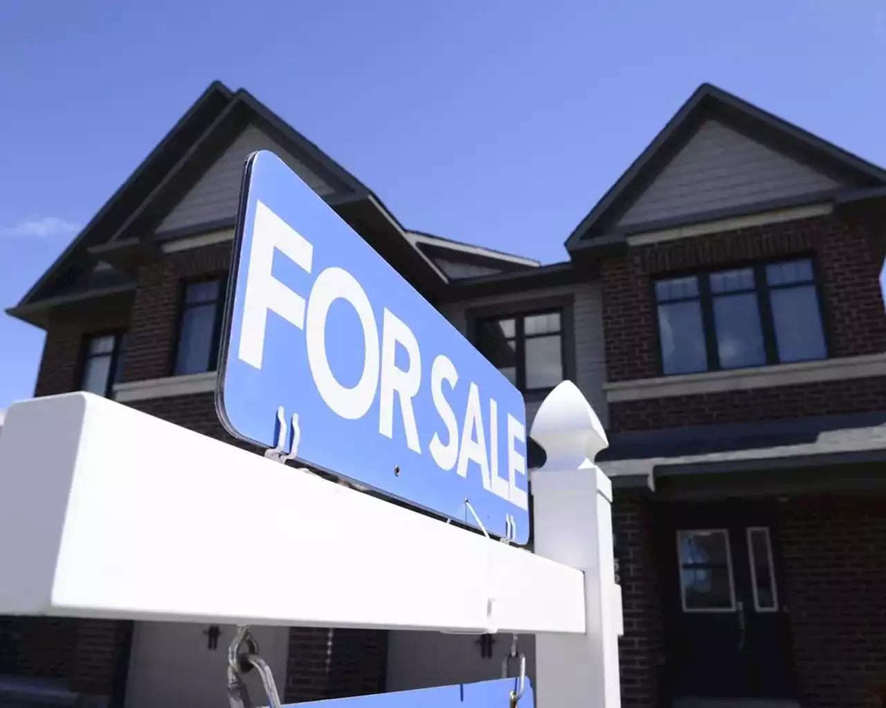 Canadian home sales fall for fifth month in a row, down 29% from last July: CREA