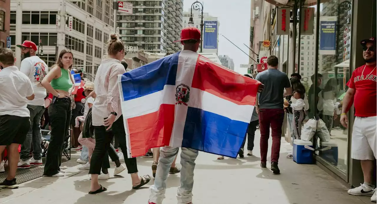 Dominican Day Parade returns to Manhattan for 40th anniversary