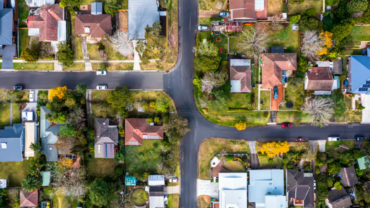 Aussie renters rocked by triple threat while suffering ‘brutal’ living conditions