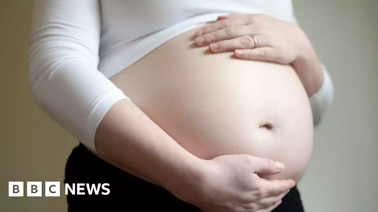 Covid-19: Southampton vaccine trial calls for pregnant women