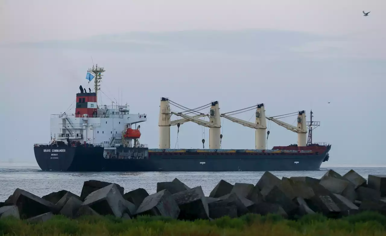 Ukraine war: First post-blockade food aid ship leaves Ukraine for Africa