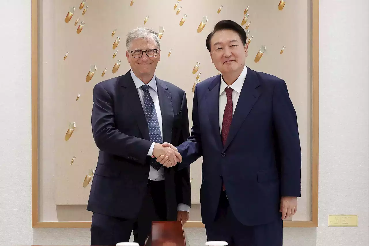 Bill Gates calls on South Korea to help prevent infectious diseases