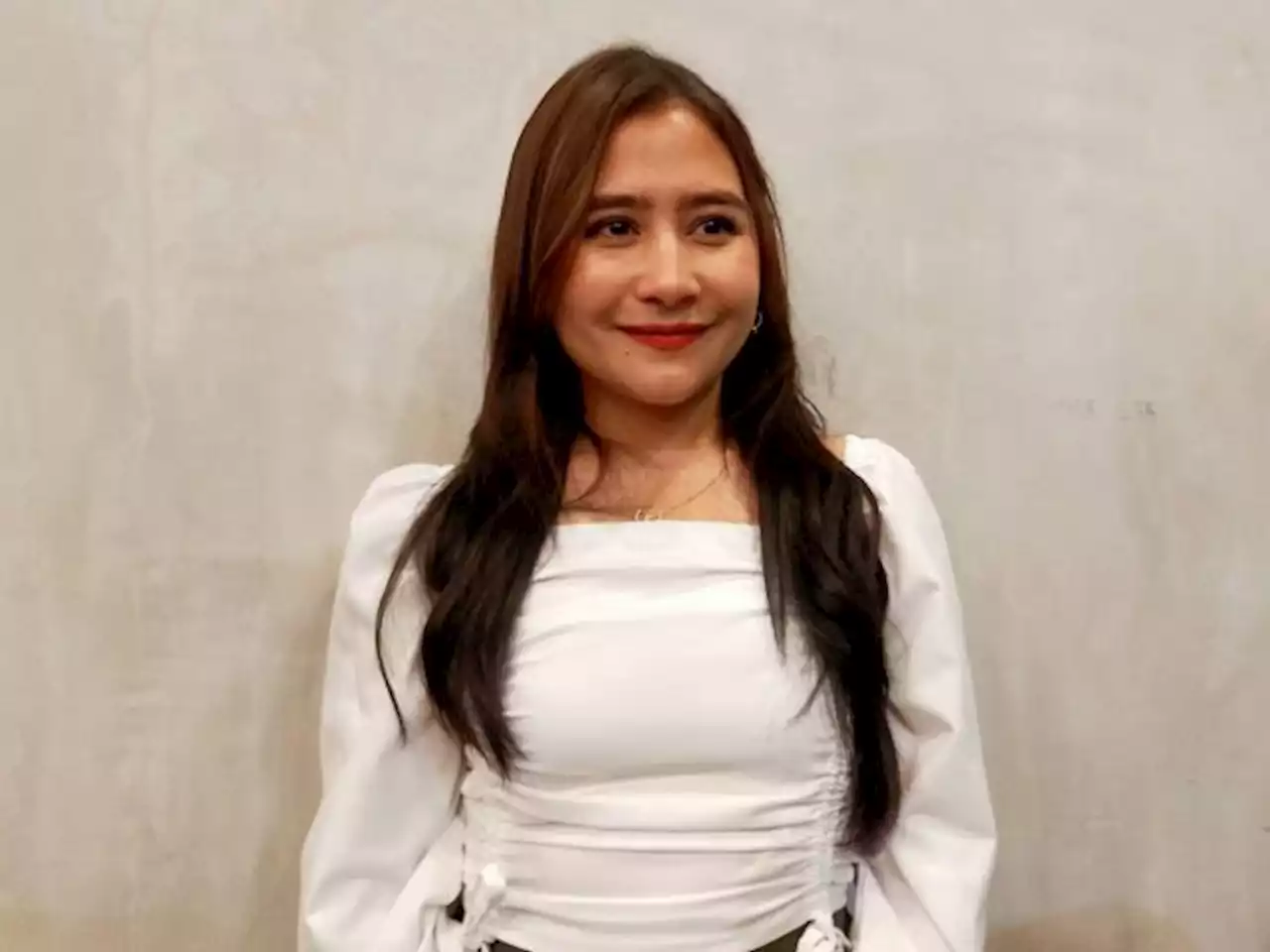 Redakan Pikiran, Prilly Latuconsina Rutin Curhat kepada Psikolog