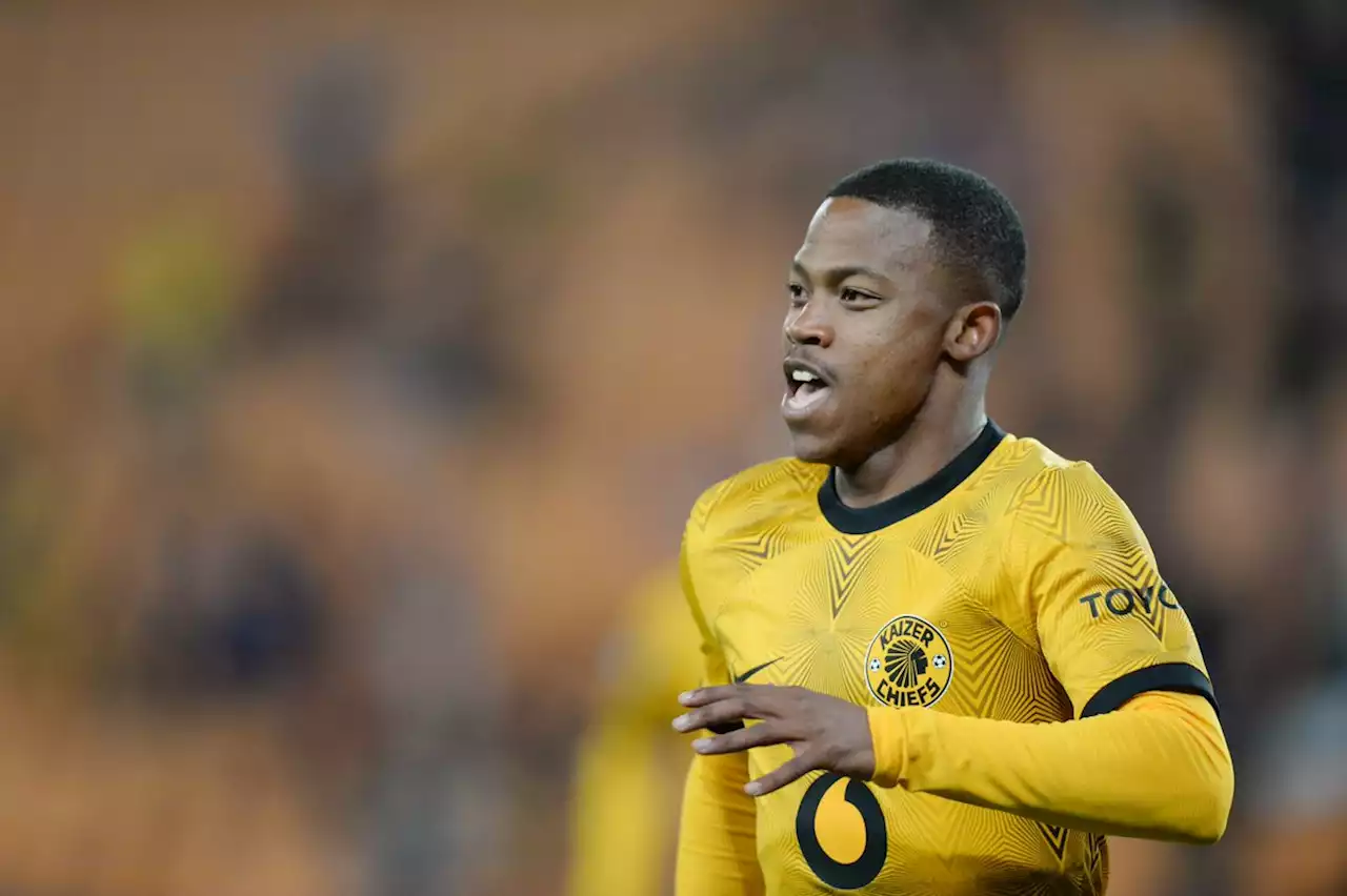 Arthur Zwane sheds light on Ashley Du Preez's Kaizer Chiefs absence