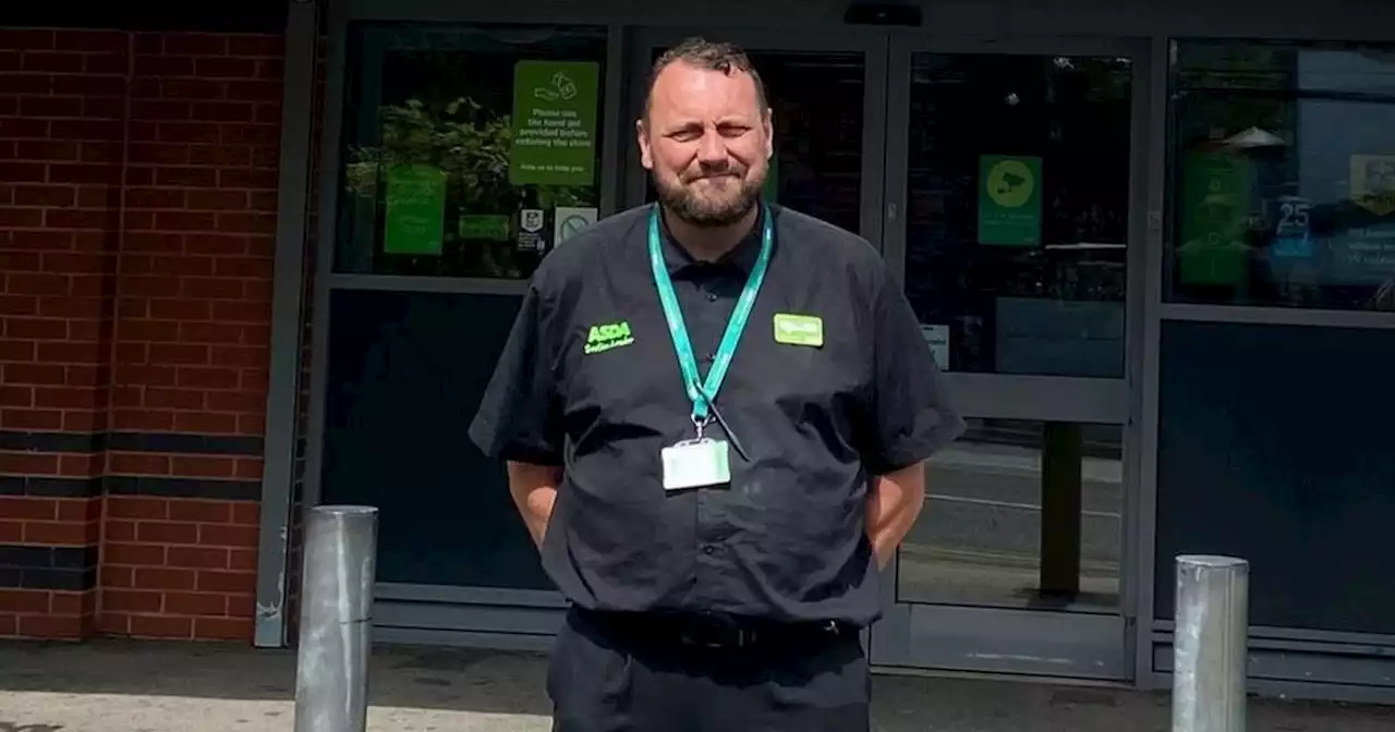 'Superstar' Asda worker's heartwarming act of kindness for 'unsteady' pensioner