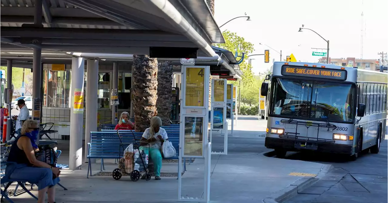 U.S. grant of $1.66 billion for new buses aims to curb emissions