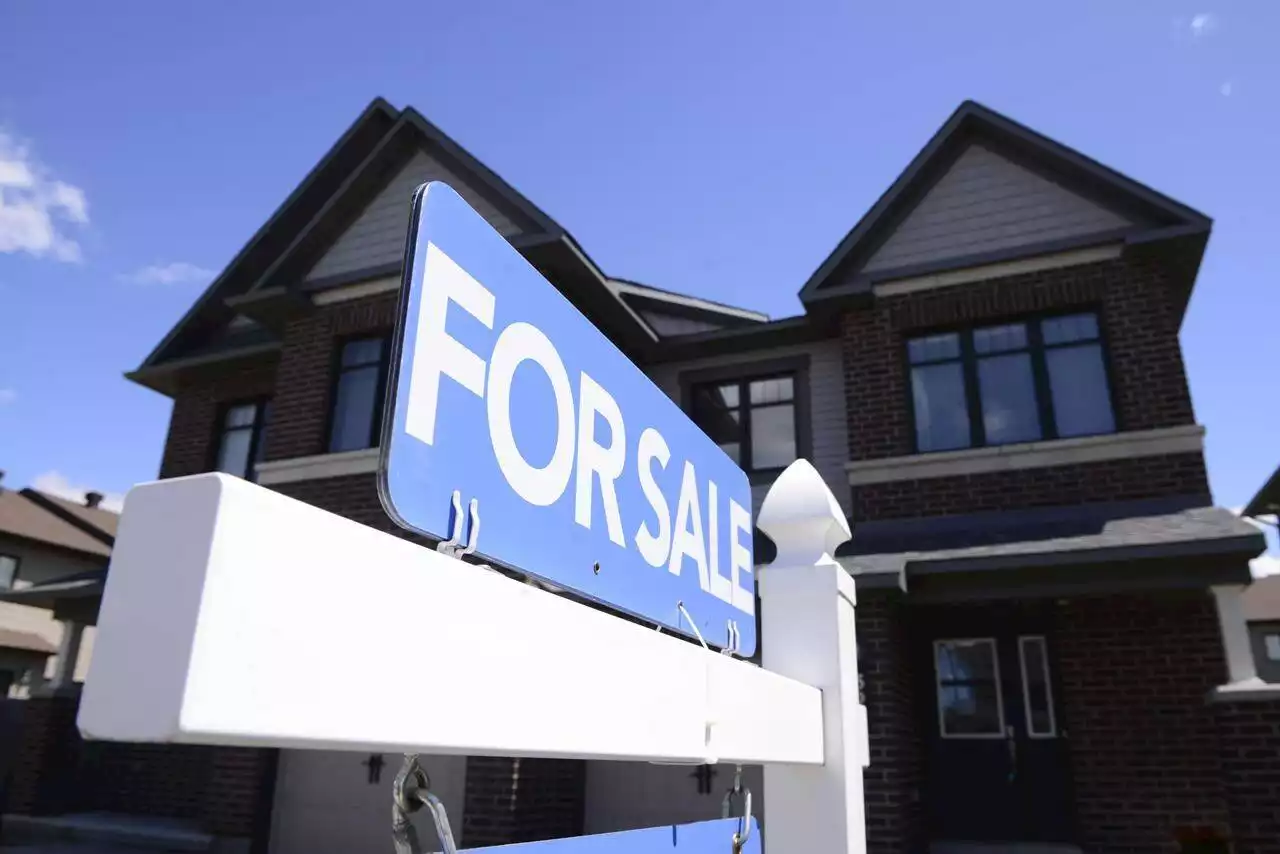 Canadian home sales fall for fifth month in a row, down 29% from last July: CREA - Terrace Standard