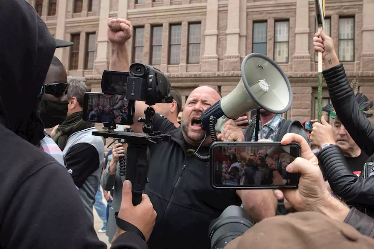 Yes, Alex Jones Was the “Best of Austin” Once