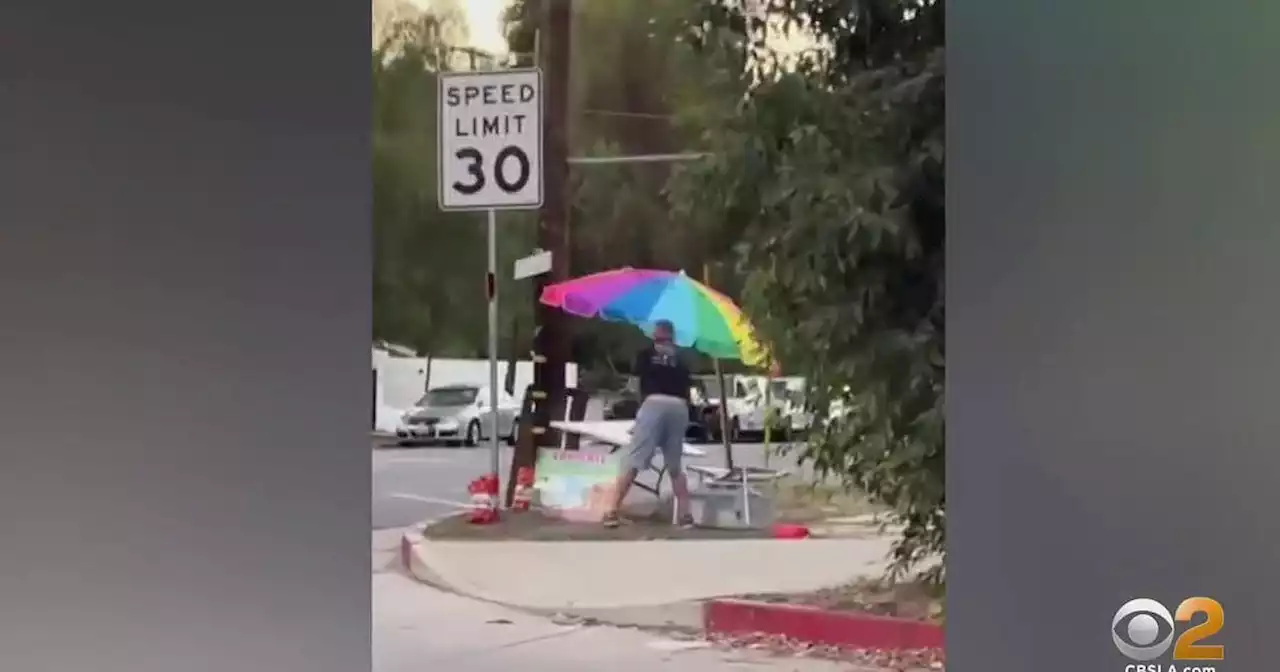 Man caught on video destroying street vendor stand in Woodland Hills with an ax