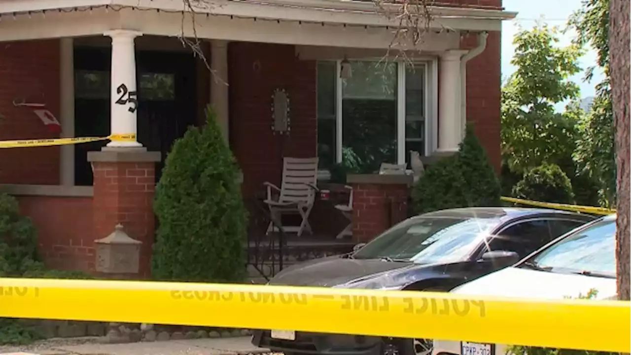 Man and woman found dead in Mississauga home