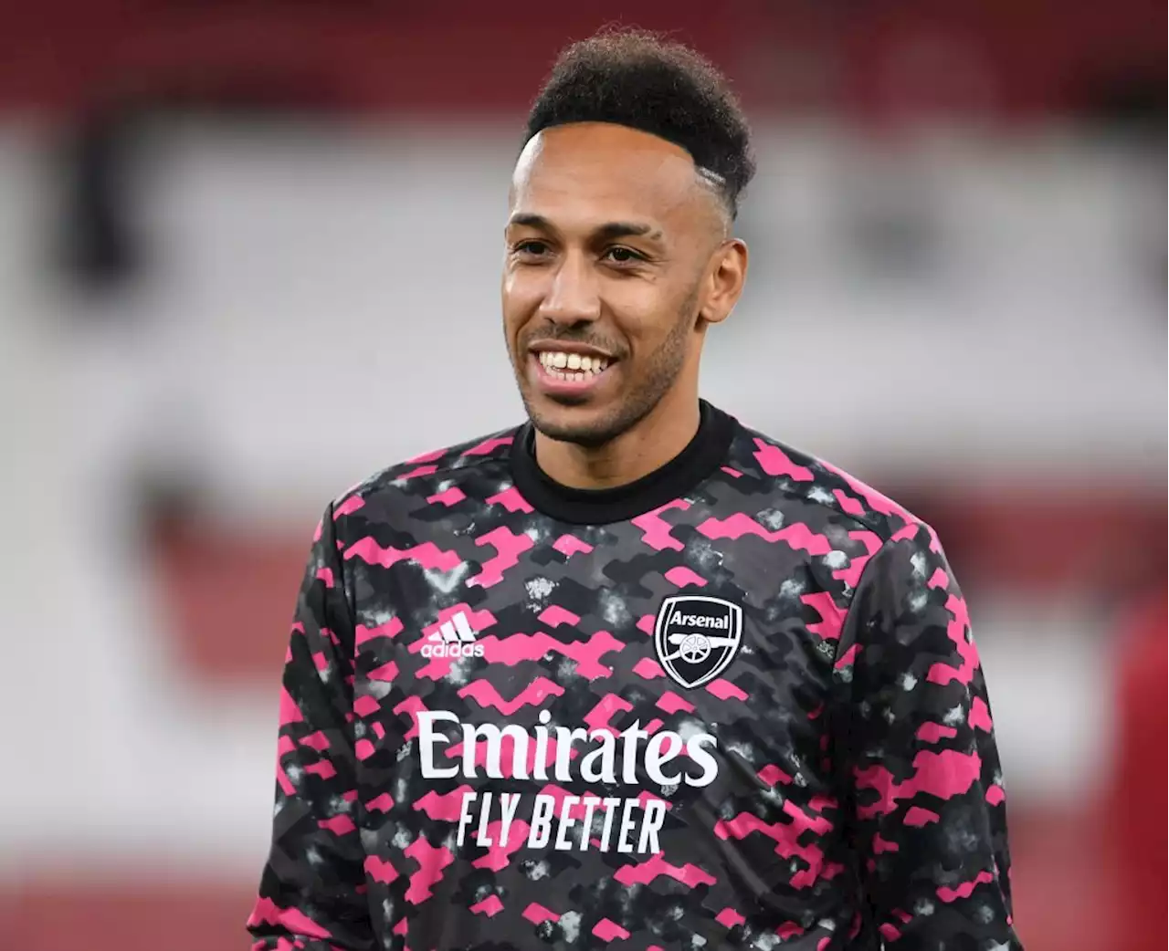 Transfer: Aubameyang chooses between Man Utd, Chelsea as Barcelona exit looms