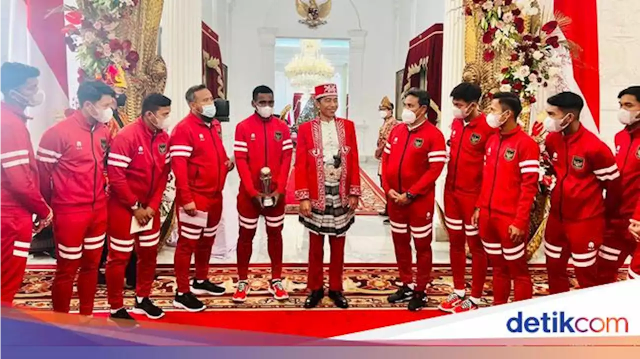 Timnas Indonesia U-16 Upacara Bendera di Istana Merdeka