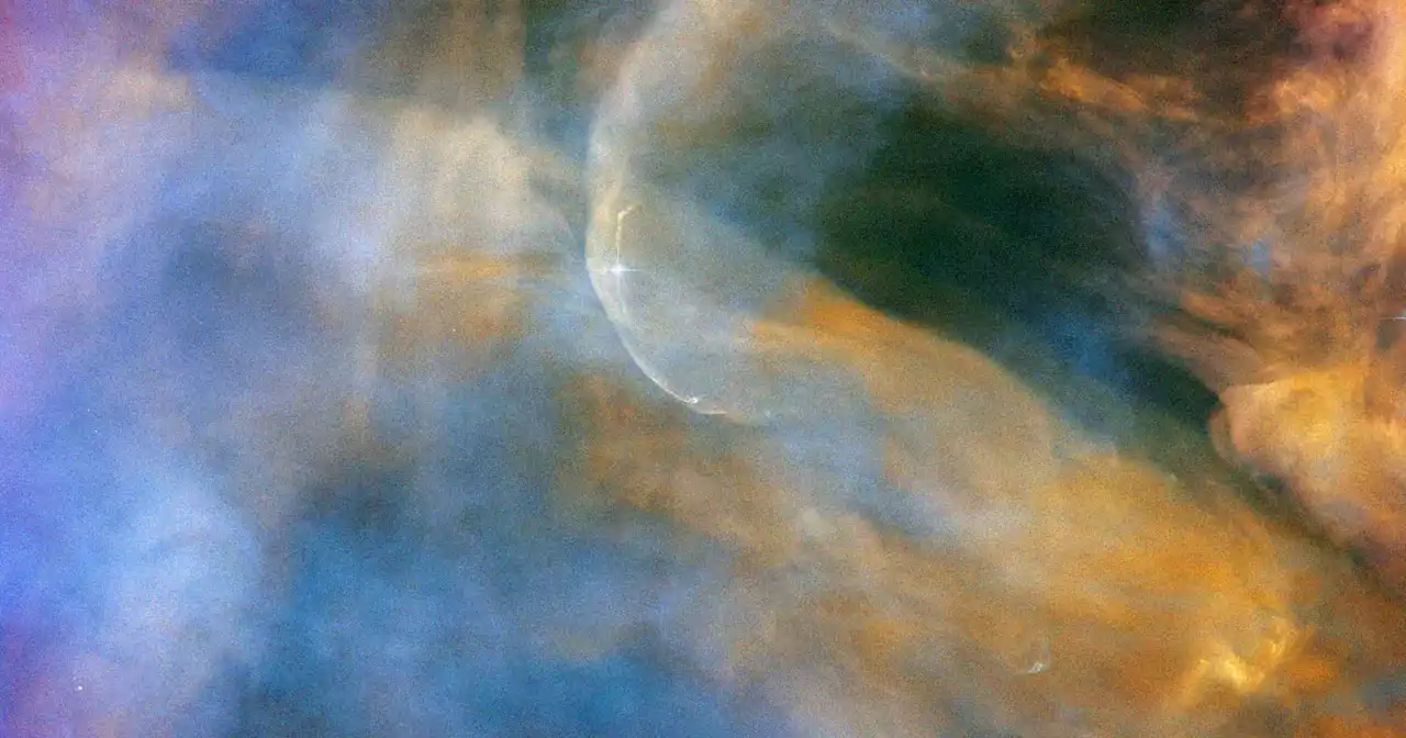 Hubble Gives JWST a Run for Its Money With Gorgeous 'Celestial Cloudscape' Photo