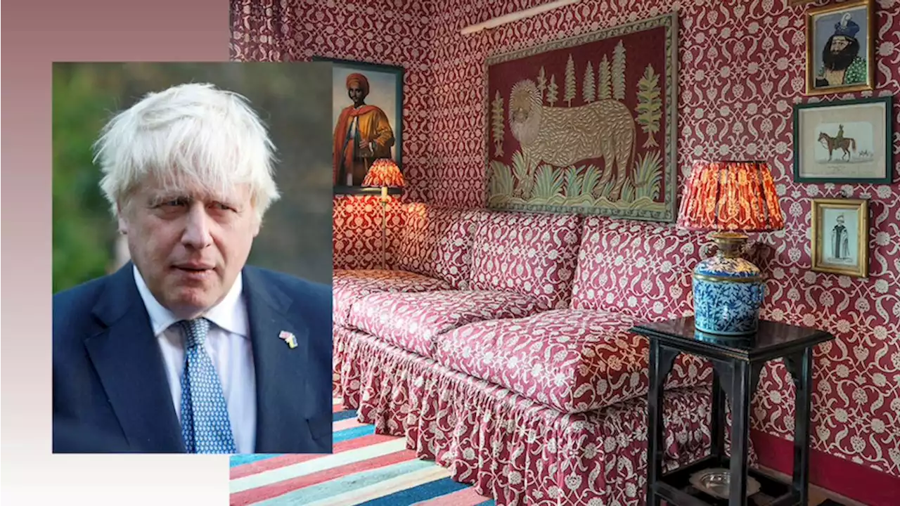 What Will Happen To Boris Johnson’s £840 A Roll Wallpaper When He Leaves Downing Street?