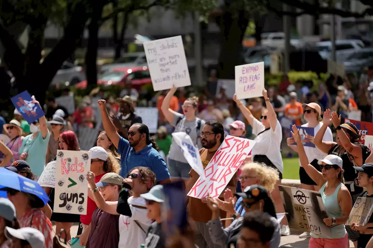 Texans trust GOP for border and economic policy, but not on abortion and guns, polls show