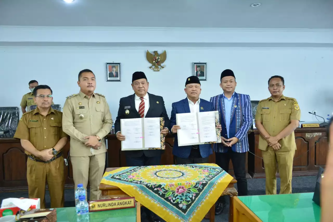 DPRD Sahkan Rancangan KUA & PPAS APBD Dairi Tahun 2023