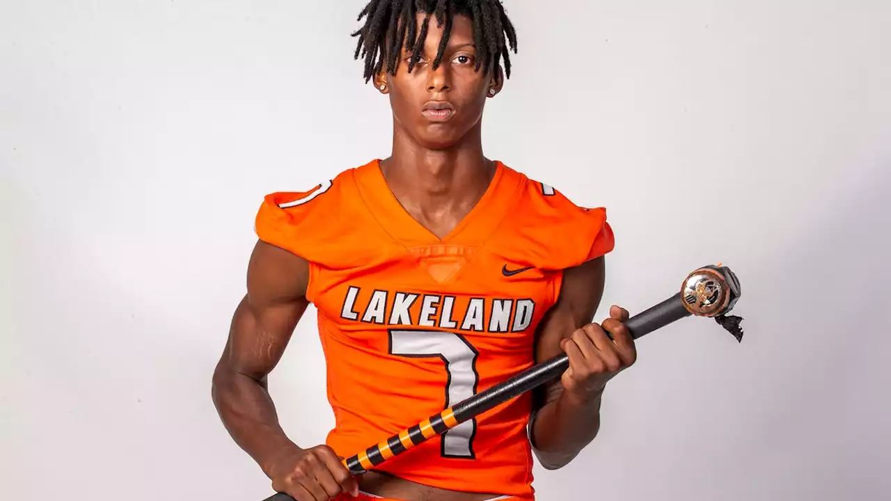 Florida preseason all-recruit, all-state football team (with a twist)